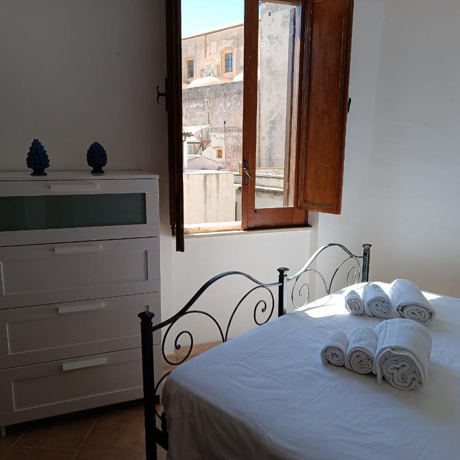 La Casa Del Sole Apartment Сиракуза Екстериор снимка